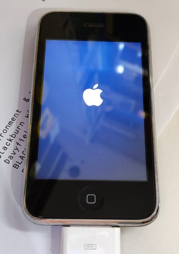 Apple iphone 3gs - iphone,