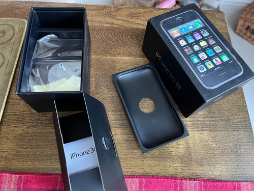 Genuine apple iphone 3gs - iphone, box